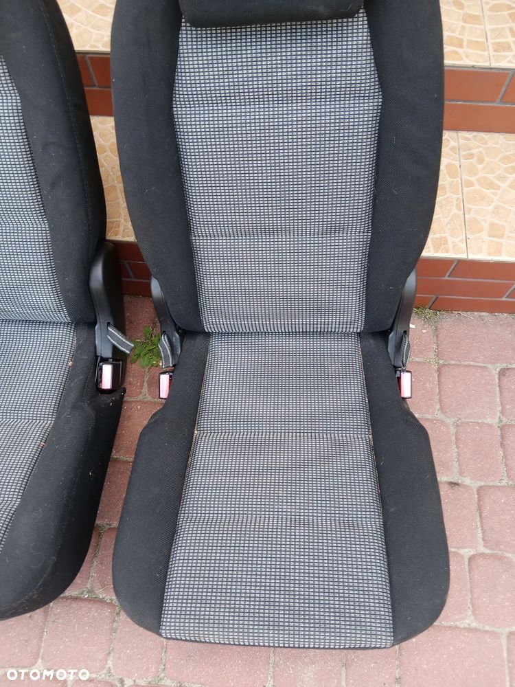 PEUGEOT 307SW KOMBI fotel fotele 2 3 rząd - 3