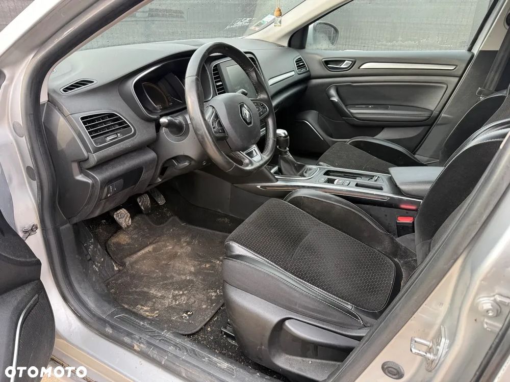 Renault Megane 1.5 dCi Privilege - 9