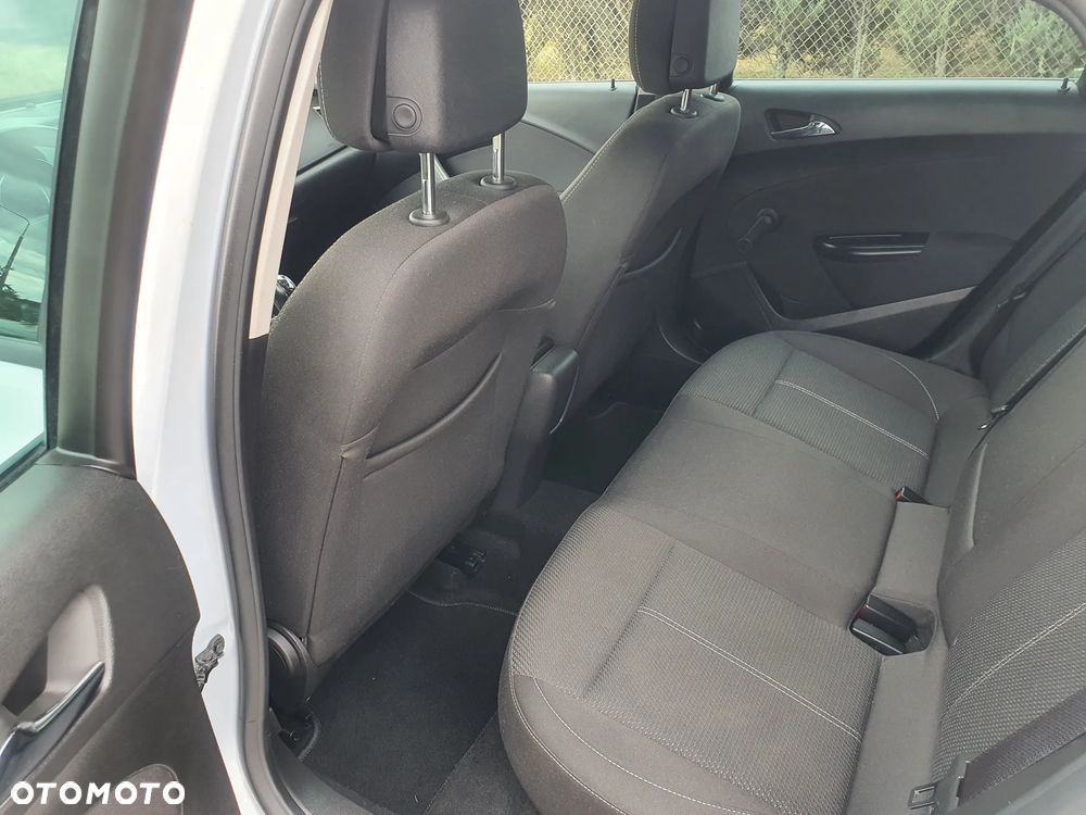 Opel Astra 1.4 Turbo - 11