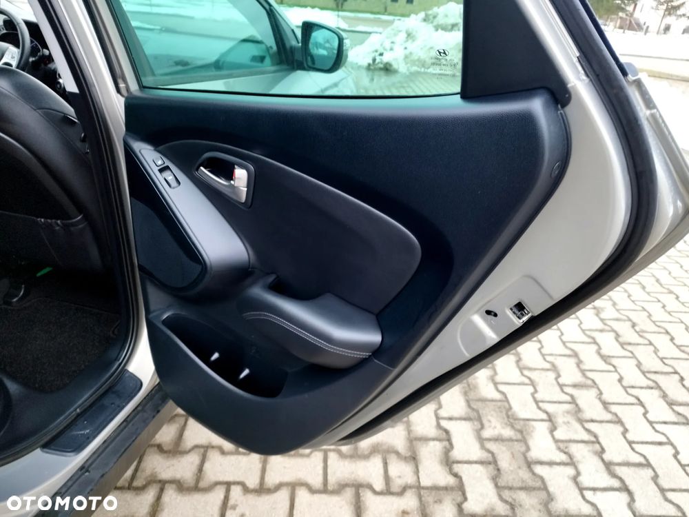 Hyundai ix35 2.0 2WD Style - 27