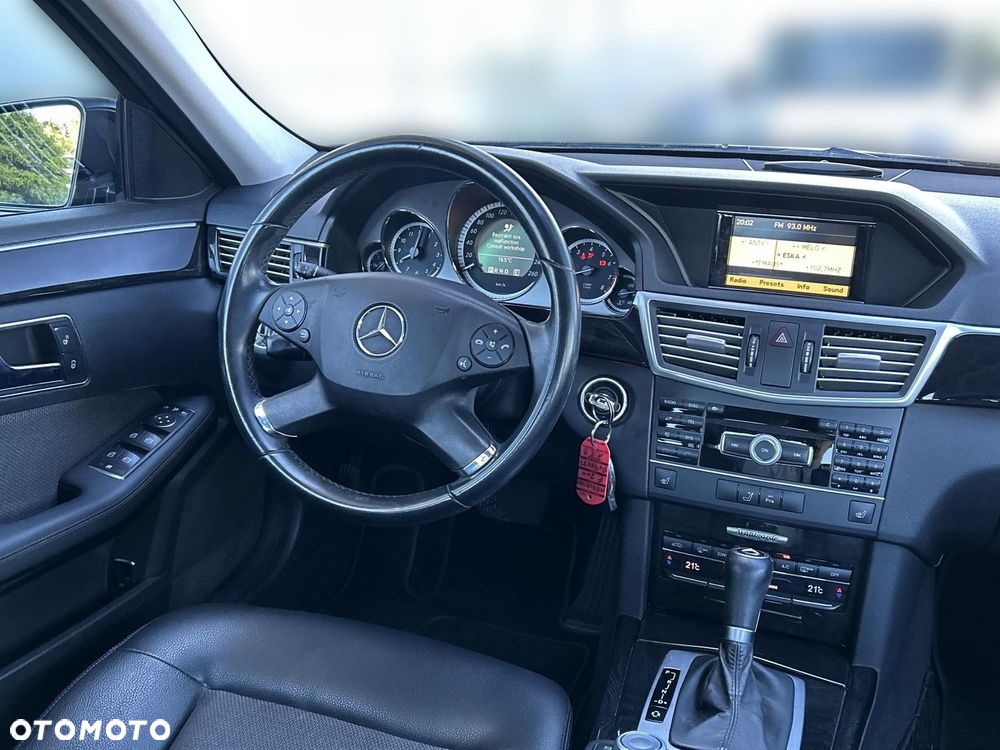 Mercedes-Benz Klasa E - 12