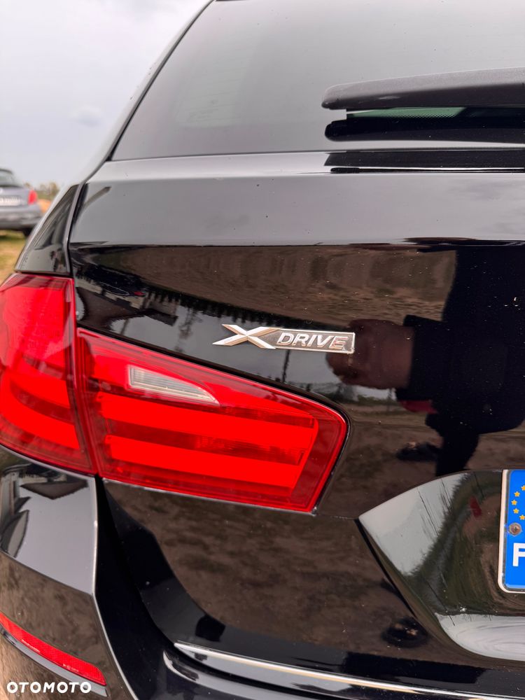 BMW Seria 5 520d xDrive Luxury Line - 14