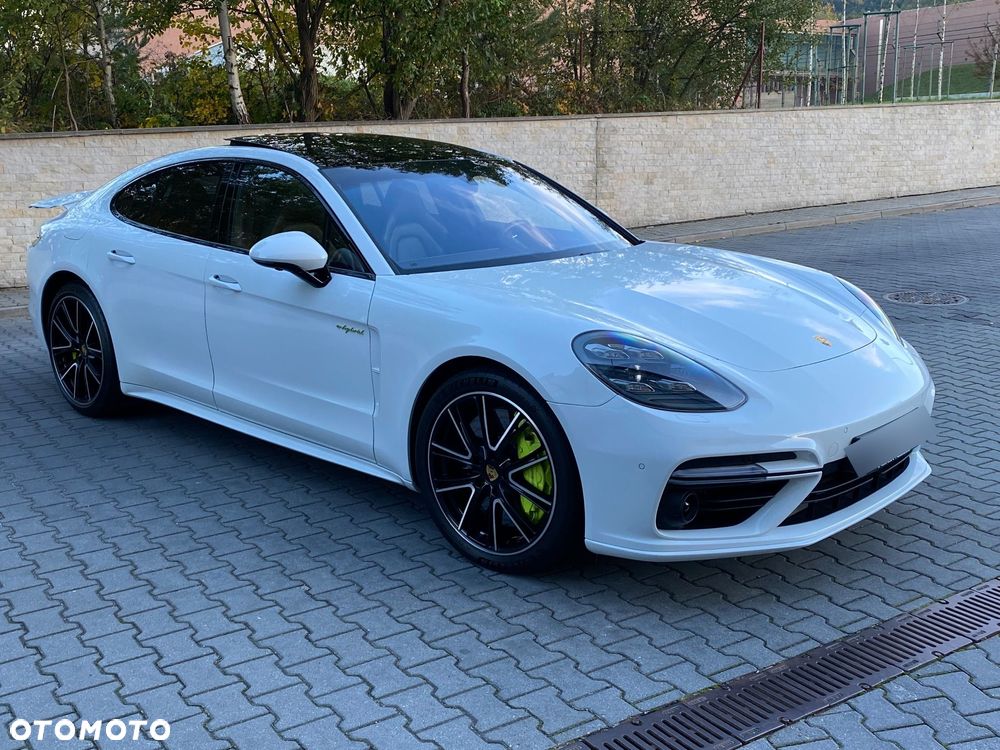 Porsche Panamera - 11