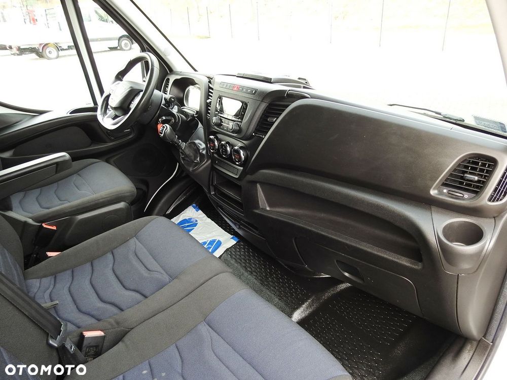 Iveco DAILY  35S18 PLANDEKA 10 PALET WEBASTO TEMPOMAT KLIMATYZACJA  180KM - 40