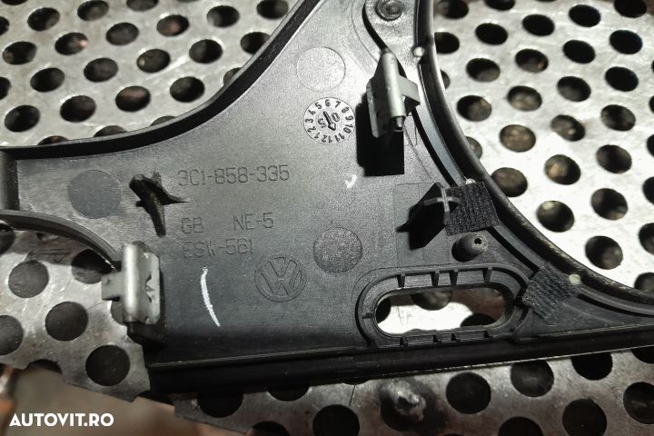 ORNAMENTE BORD 3C1-858-335 / 3C0863100 / 3V0858069P 3C1-858-335 / 3C0 - 2