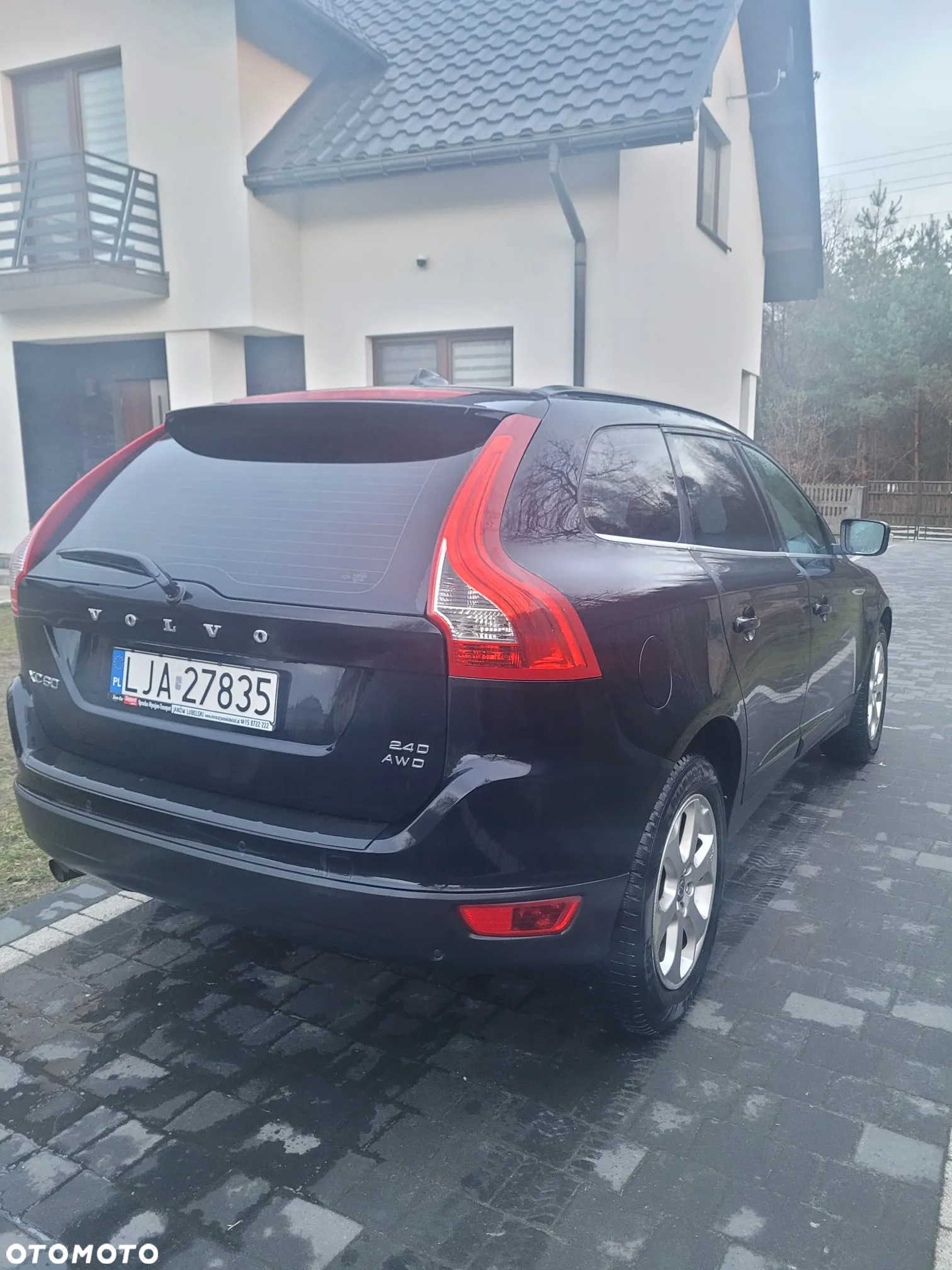 Volvo XC 60 2.4D AWD Momentum - 4