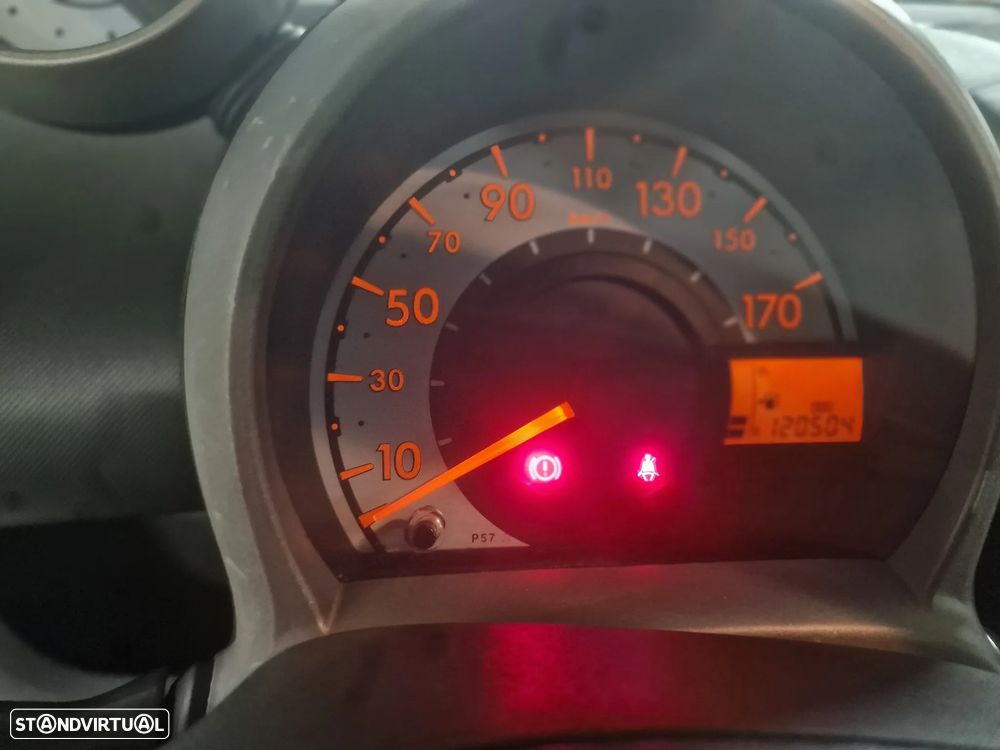 Toyota Aygo 1.0 + AC - 6