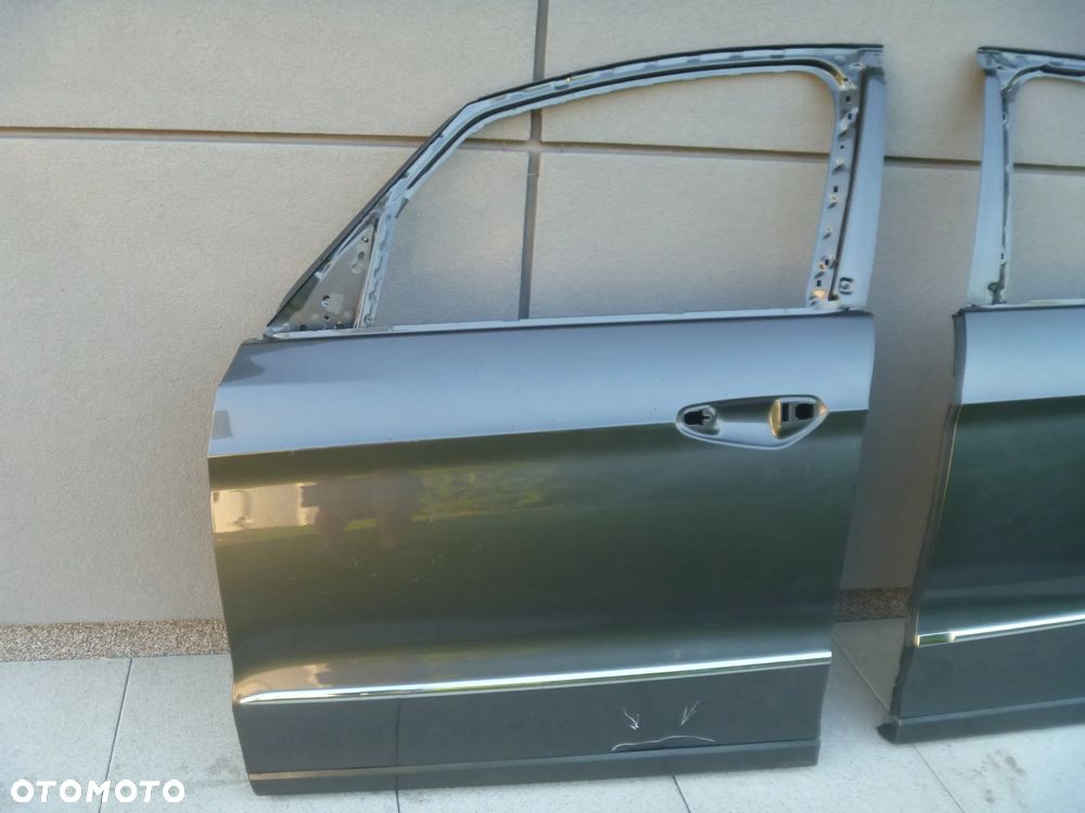 FORD S MAX MK2 VIGNALE DRZWI LEWA STRONA Z LISTWAMI - 3