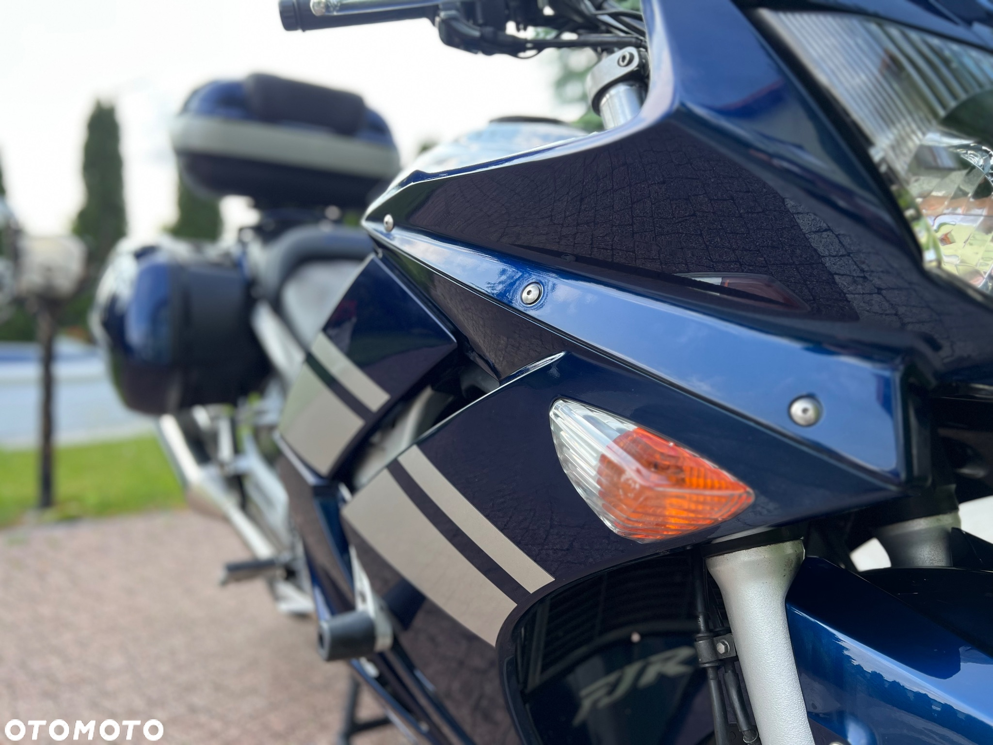 Yamaha FJR - 4