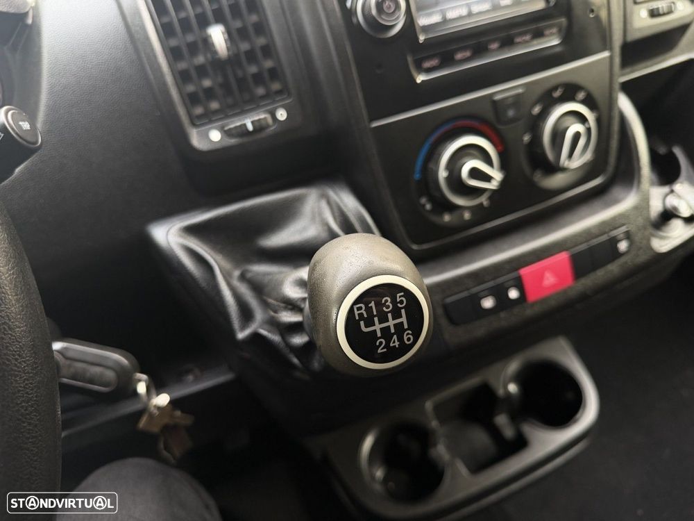 Citroën Jumper 2.0 BlueHDi 33 L3H2 Confort - 31