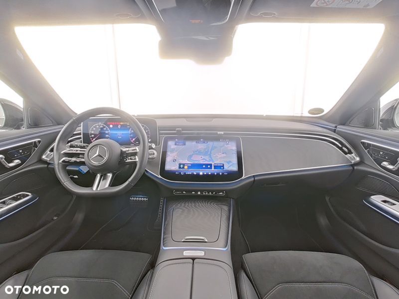 Mercedes-Benz Klasa E 200 4Matic 9G-TRONIC AMG Line NIGHT Edition - 7