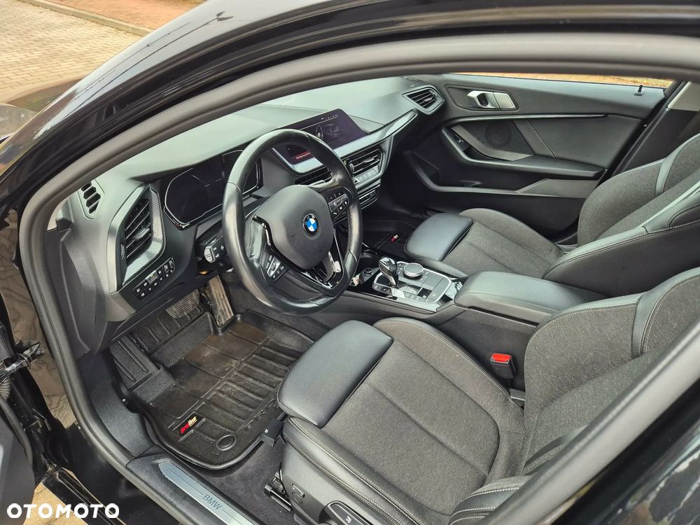 BMW Seria 1 118d Sport Line Shadow - 13