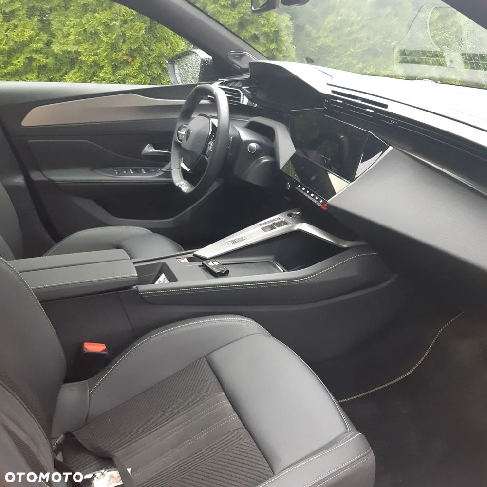 Peugeot 408 1.2 PureTech mHEV GT S&S e-DCS6 - 16