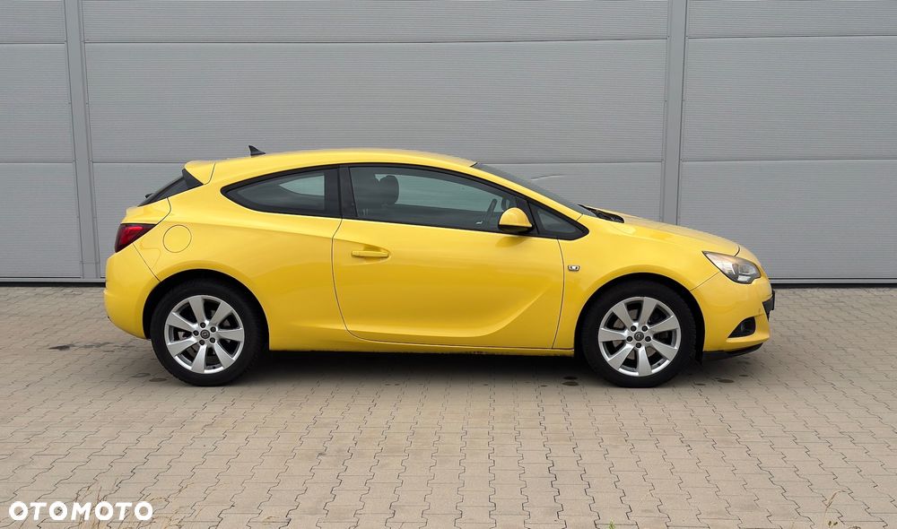 Opel Astra 1.6 Turbo Sport - 4