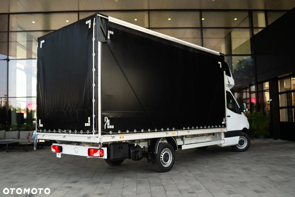 Mercedes-Benz Sprinter - 4