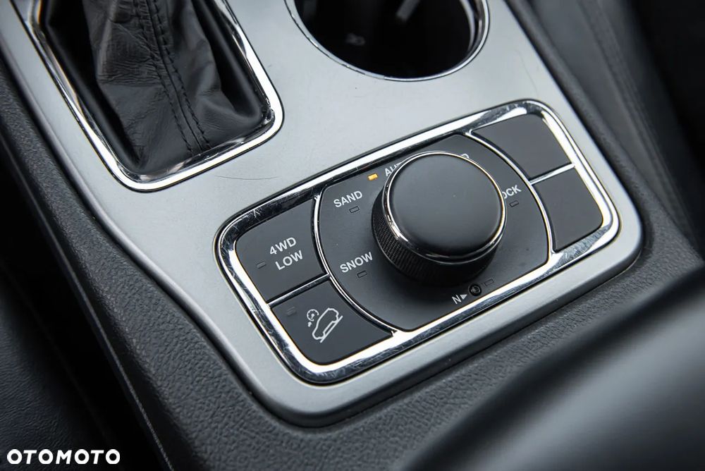 Jeep Grand Cherokee 3.0 CRD Night Eagle - 33