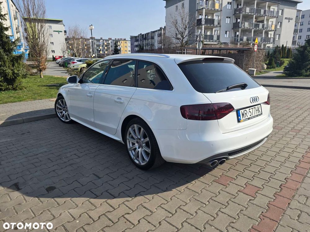 Audi A4 Avant 2.0 TDI - 16