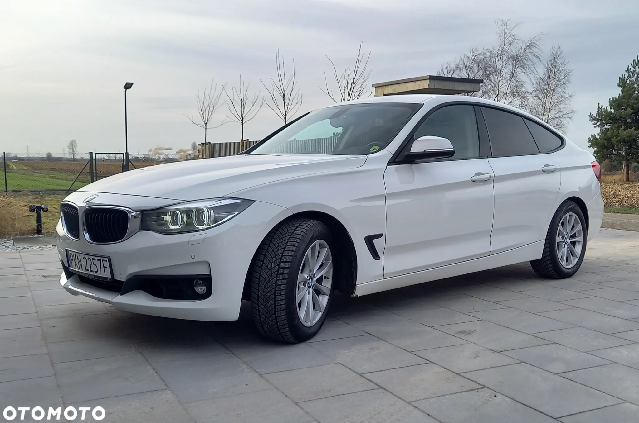 BMW 3GT 320i GPF xDrive - 18