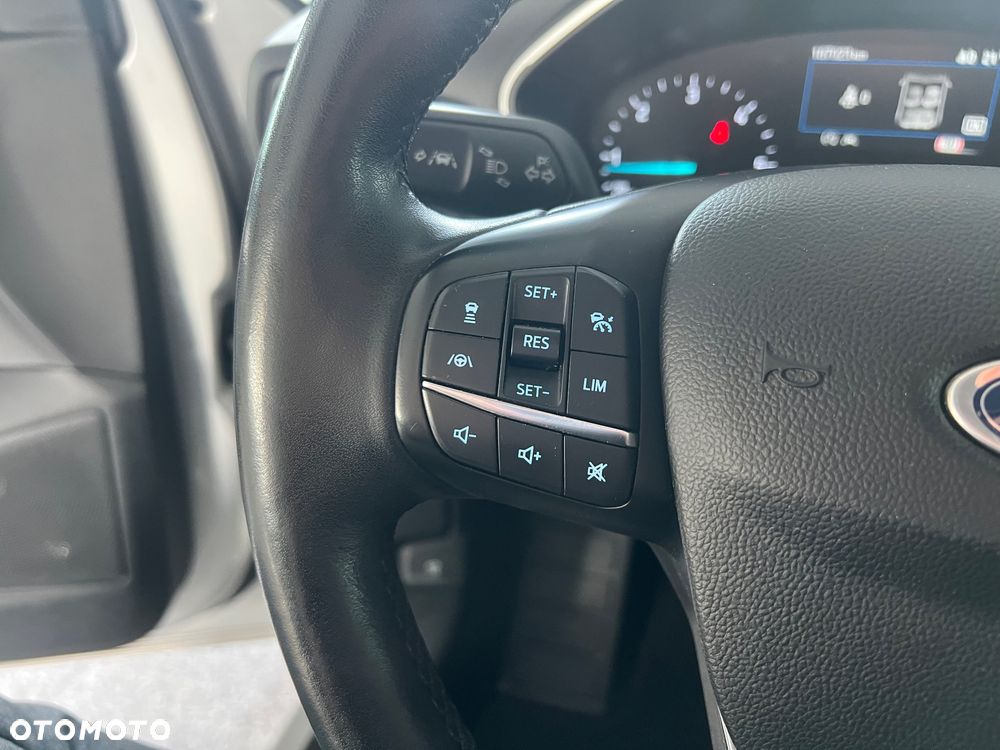 Ford Focus 2.0 EcoBlue Titanium - 24