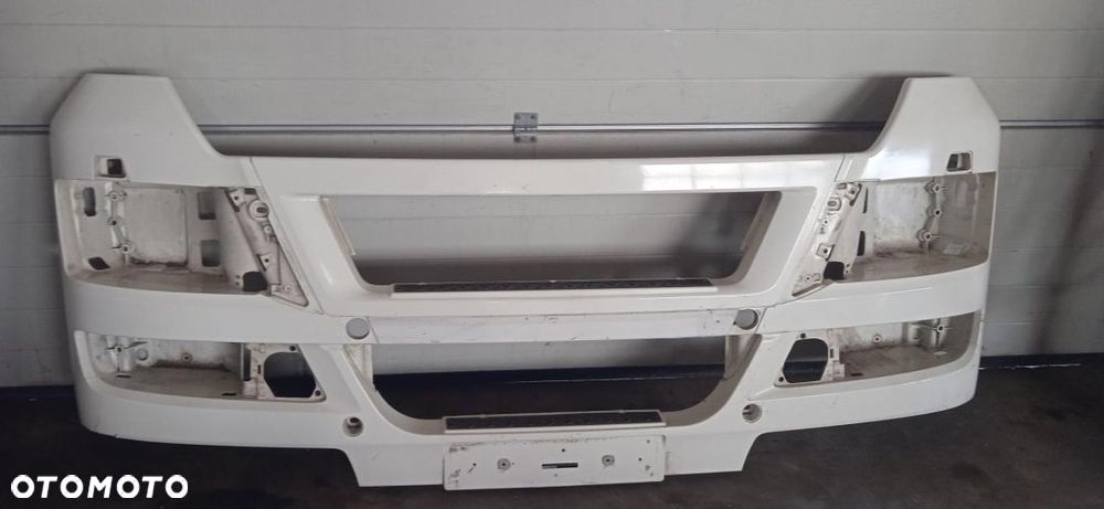 Zderzak przedni MAN TGX  kod lak 9539 - 2