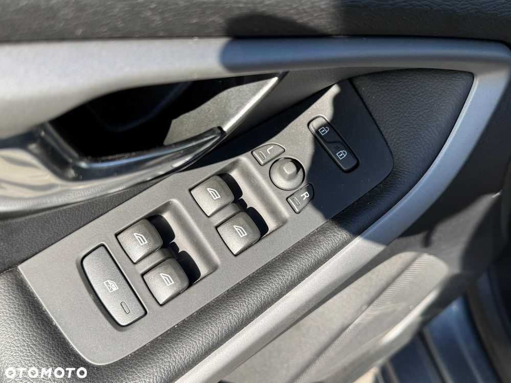 Volvo V40 T3 Momentum - 15