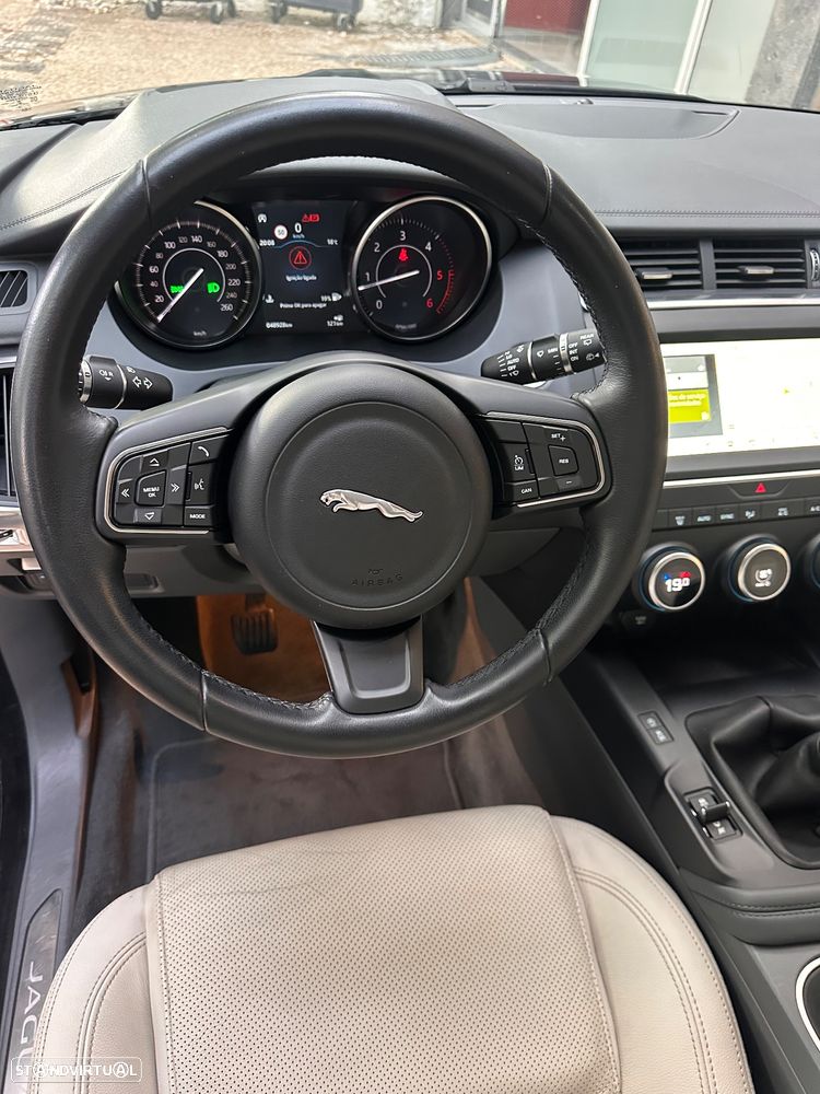 Jaguar E-Pace 2.0 i4D R-Dynamic S - 17