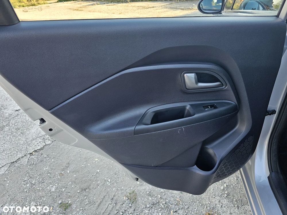 Kia Rio 1.4 Edition 7 - 22