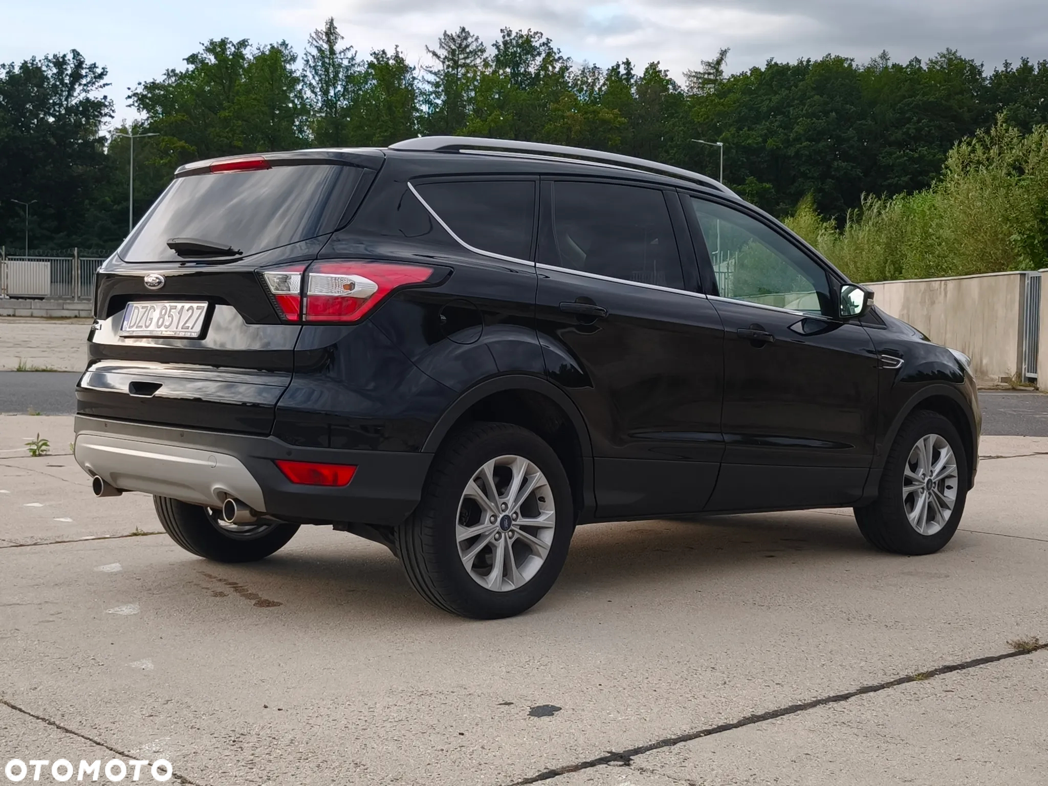 Ford Kuga 2.0 TDCi 2x4 Trend - 12