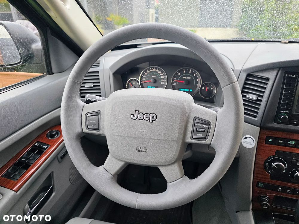 Jeep Grand Cherokee 5.7 V8 Limited - 28