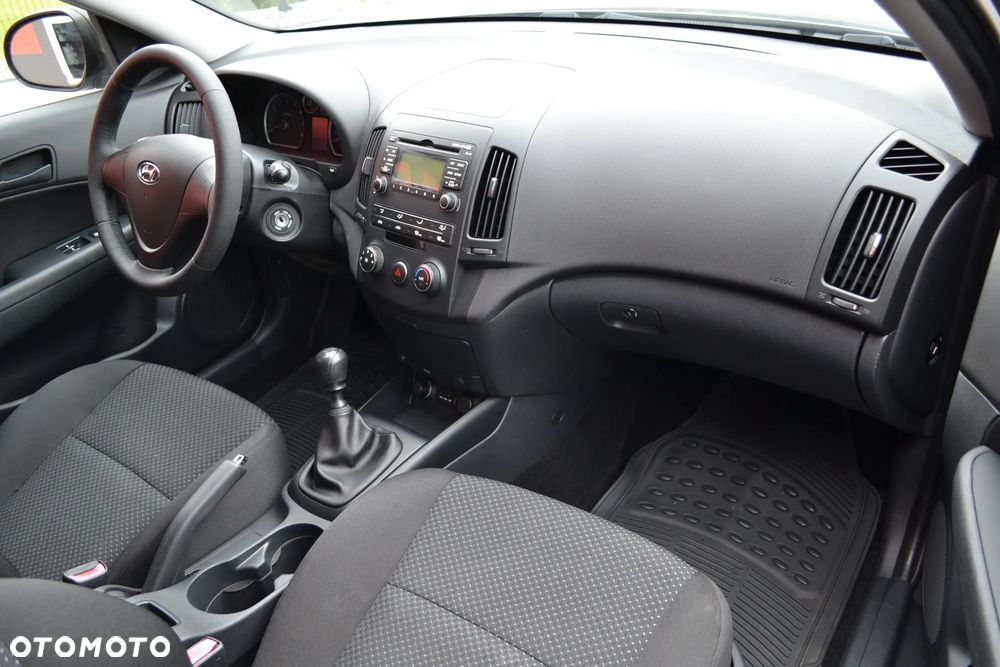 Hyundai i30 1.4 Blue Comfort - 9