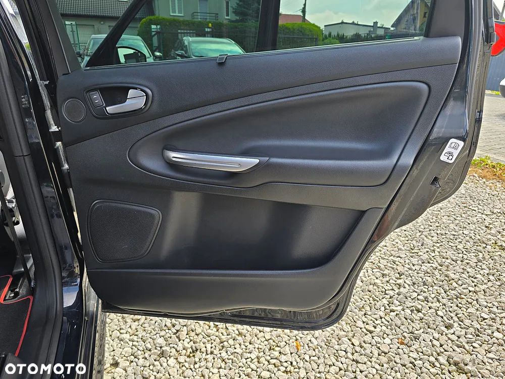 Ford S-Max 2.0 TDCi DPF Titanium - 23