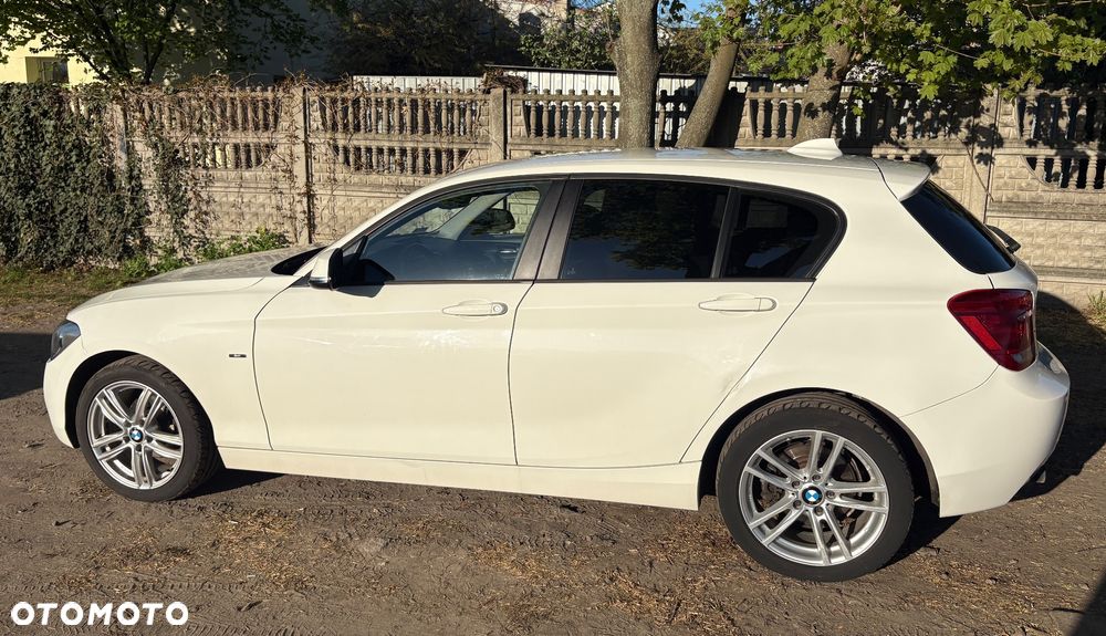 BMW Seria 1 118d Sport Line - 3
