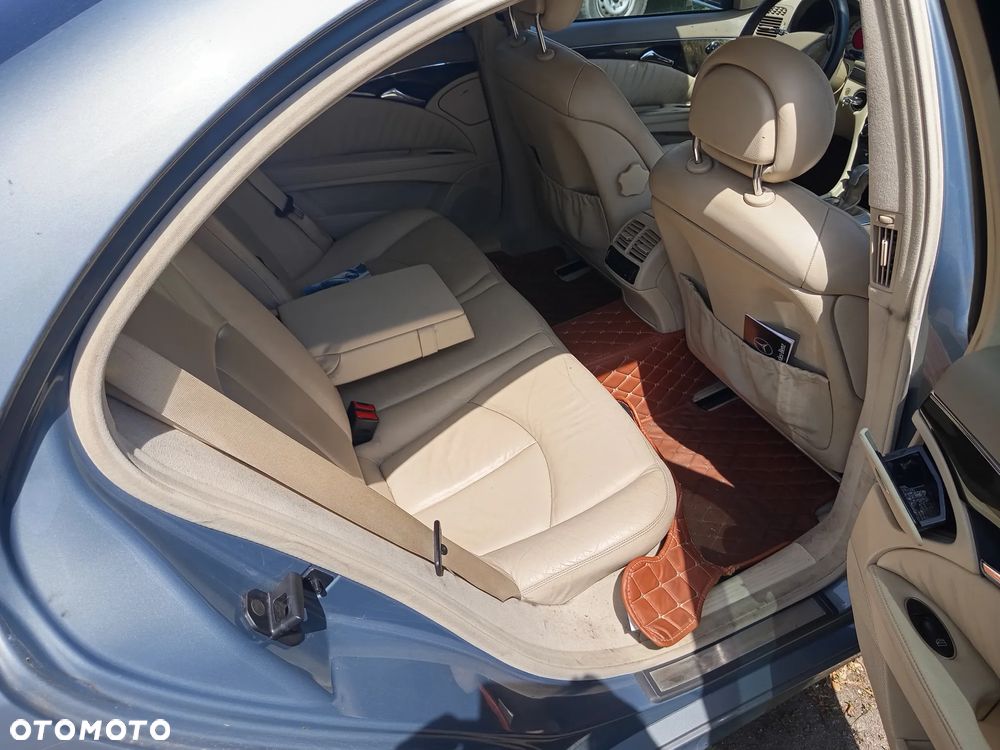 Mercedes-Benz Klasa E 320 4 Matic Avantgarde - 11
