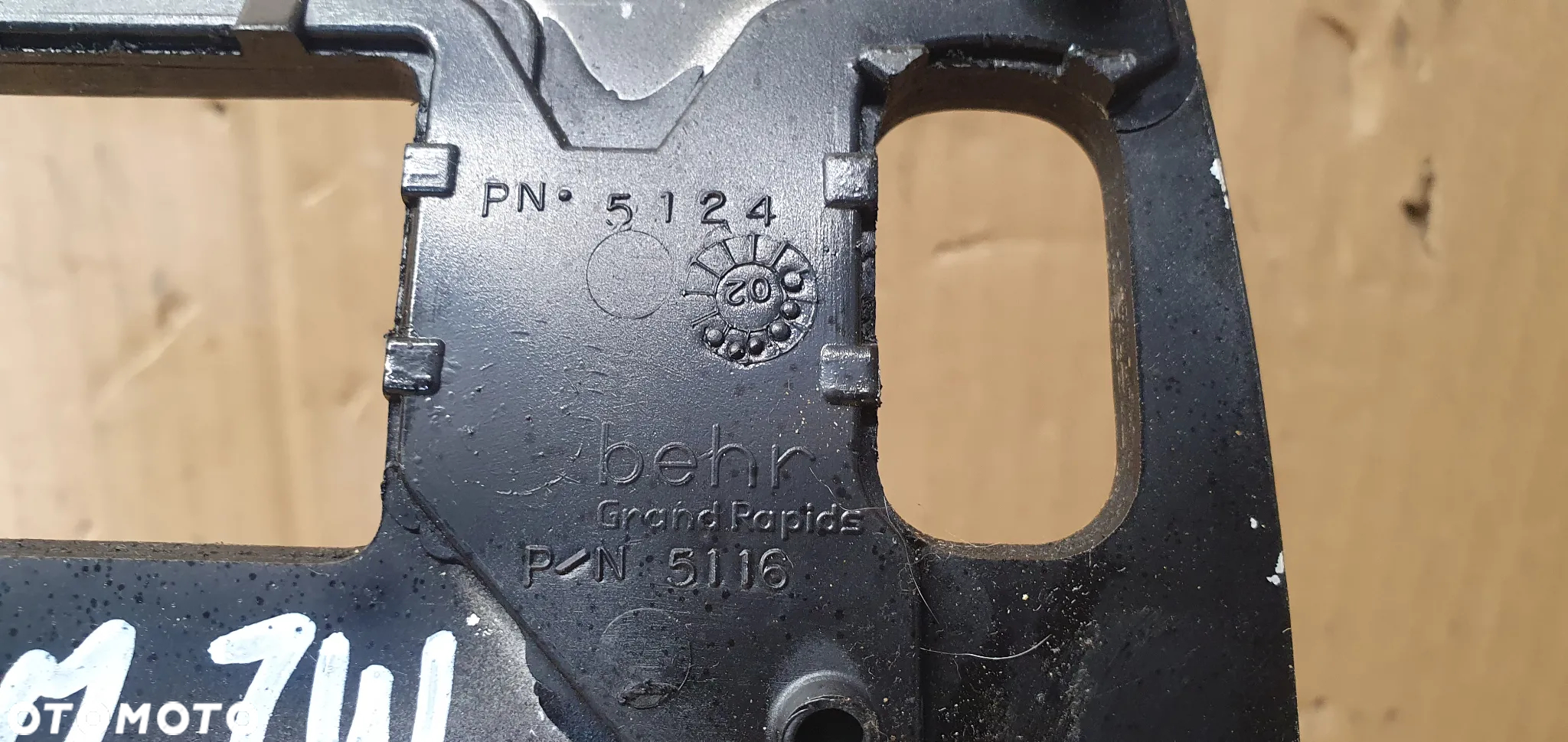 Osłona ramka dekor tunelu środkowego drewno Mercedes ML W163 Lift - 9