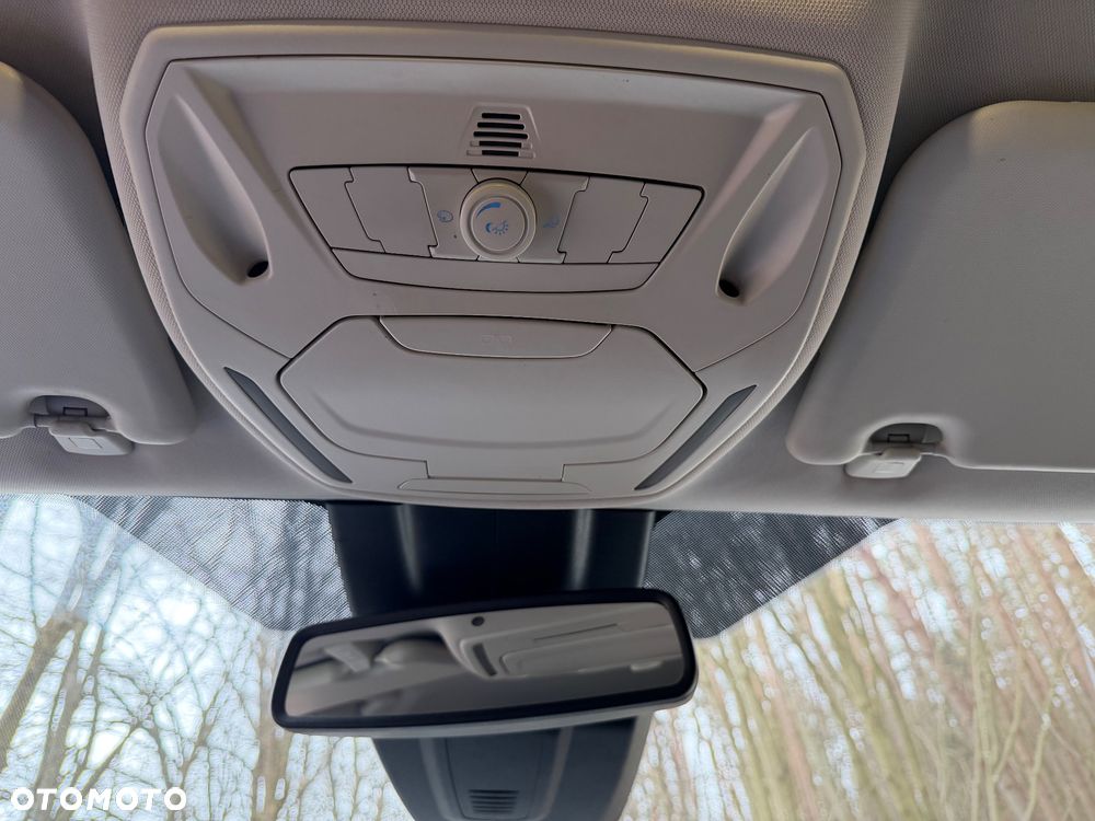 Ford Focus 1.0 EcoBoost Titanium - 21