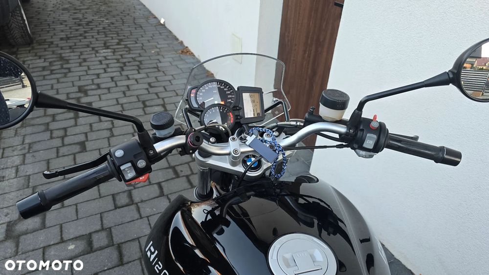 BMW R - 12