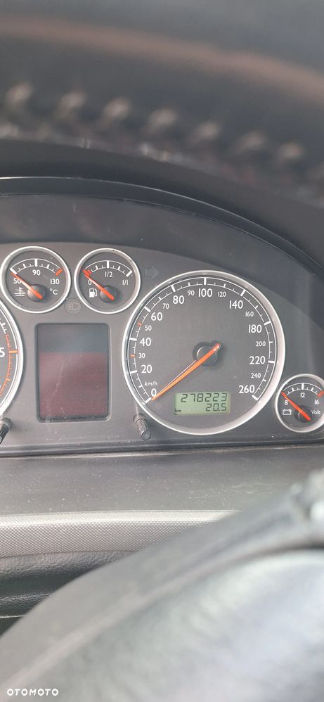 Volkswagen Sharan 1.9 TDI Basis - 10