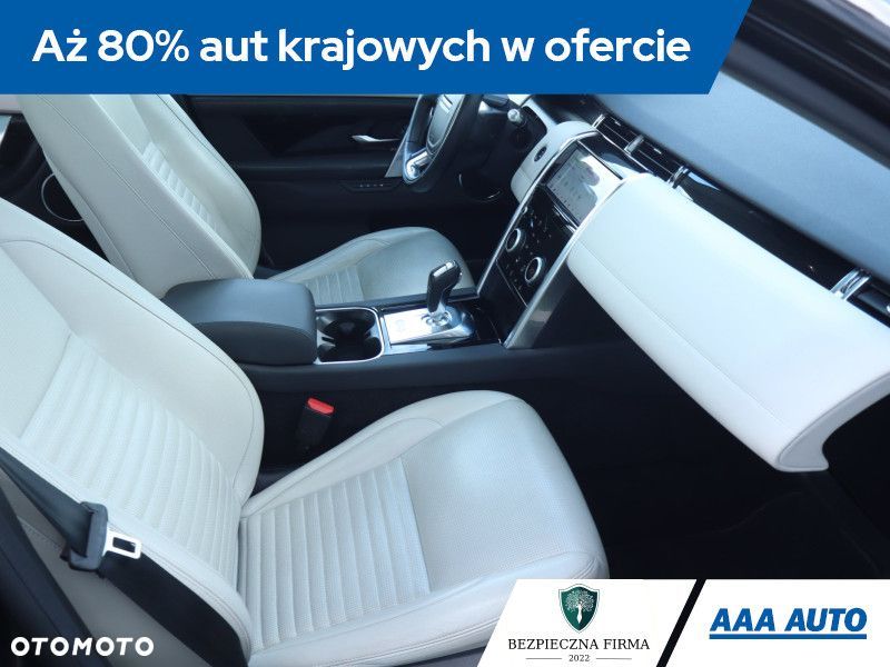 Land Rover Discovery Sport - 11