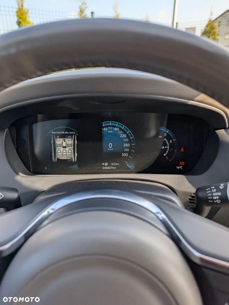 Jaguar XE 2.0 T Prestige - 25