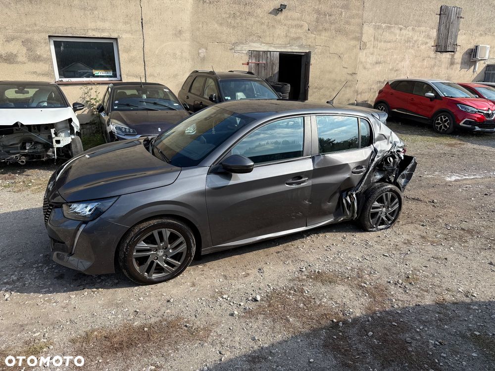 Peugeot 208 - 7