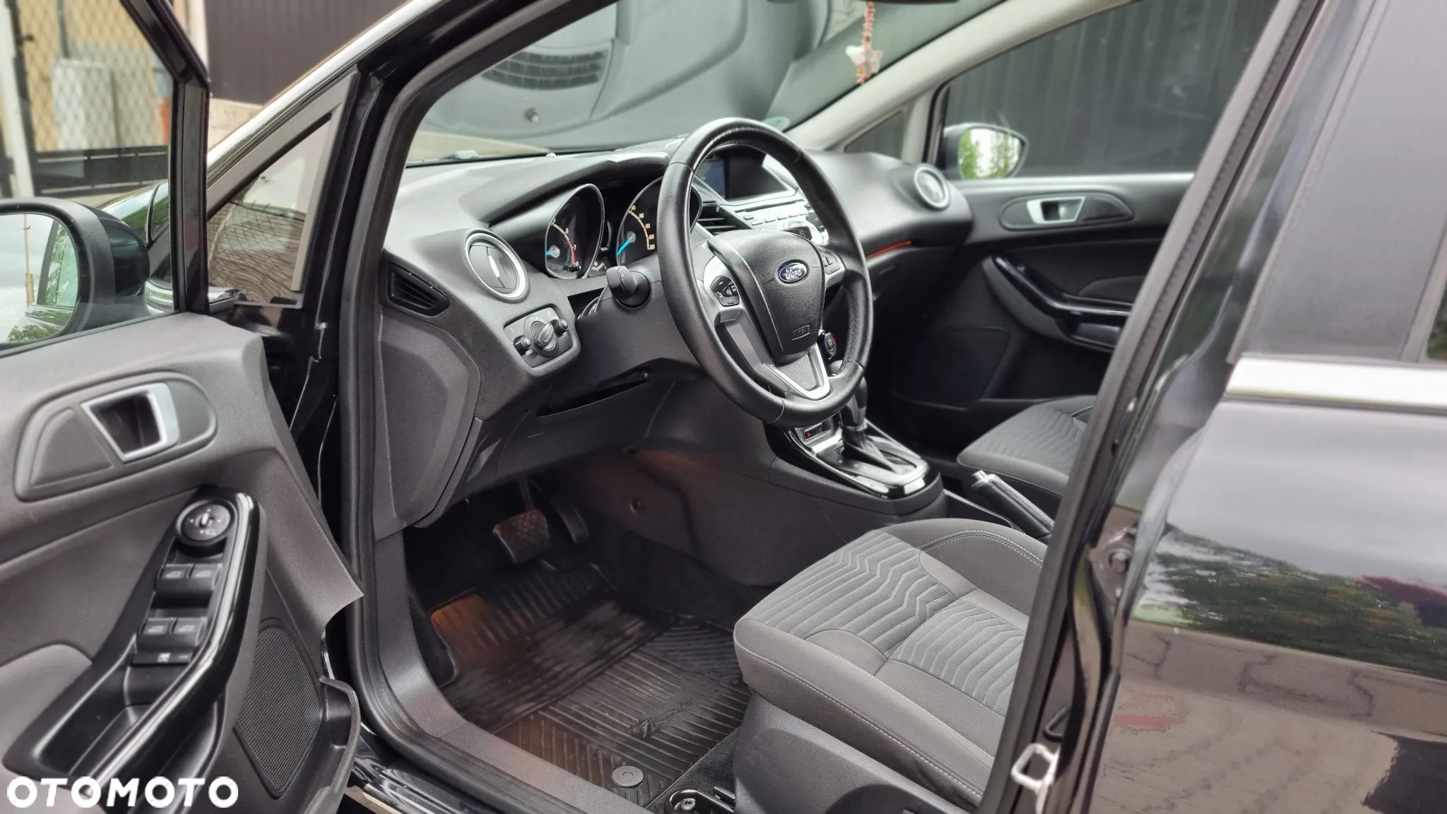 Ford Fiesta - 11