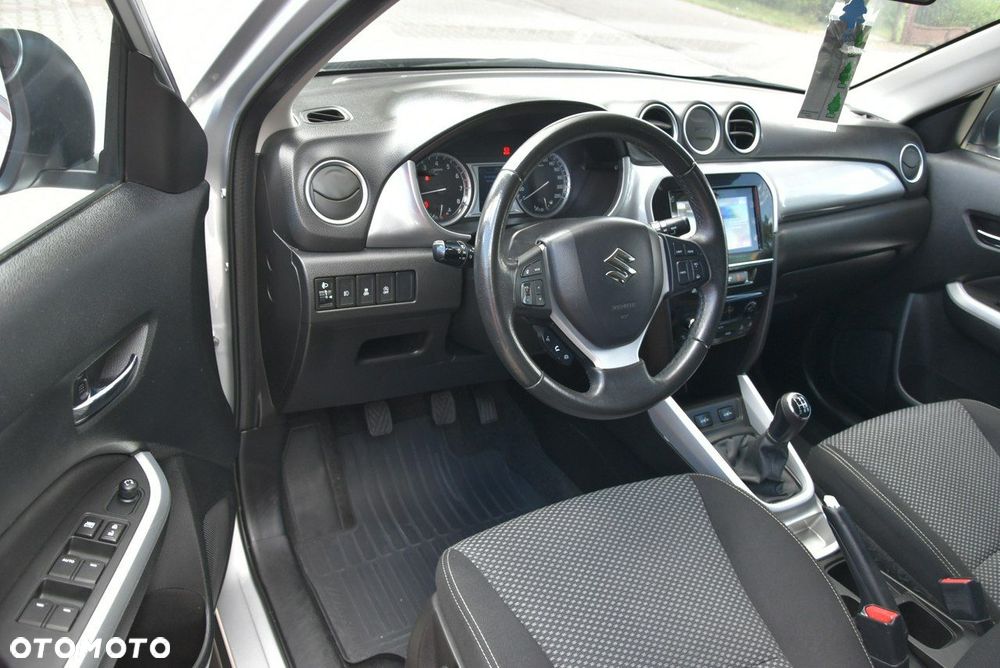 Suzuki Vitara 1.6 Premium 2WD - 15