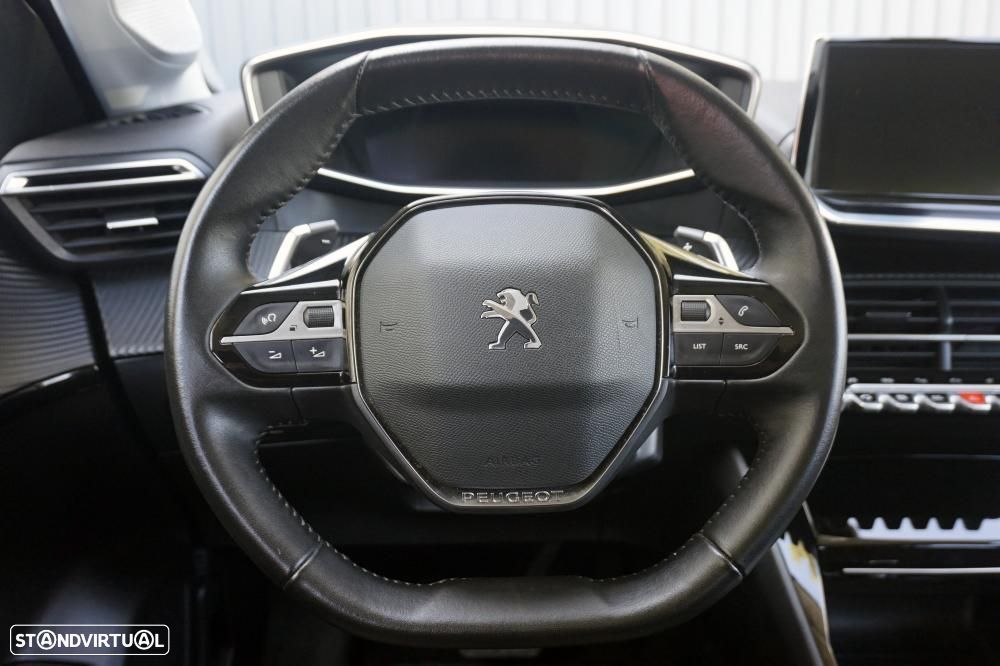 Peugeot 208 1.2 PureTech Allure EAT8 - 7