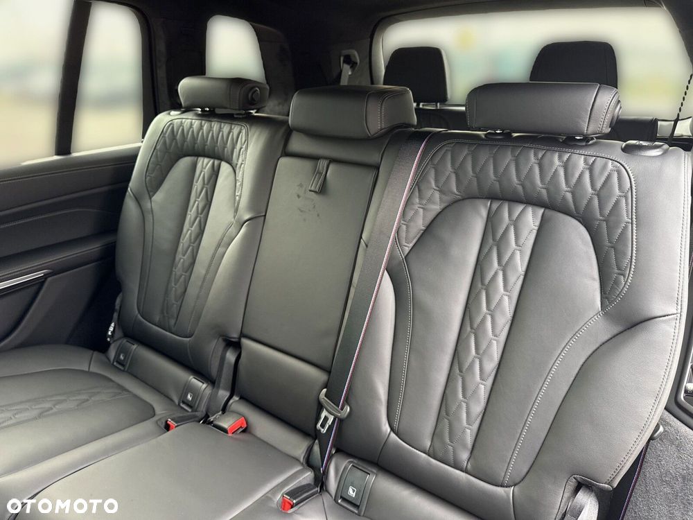 BMW X7 - 18