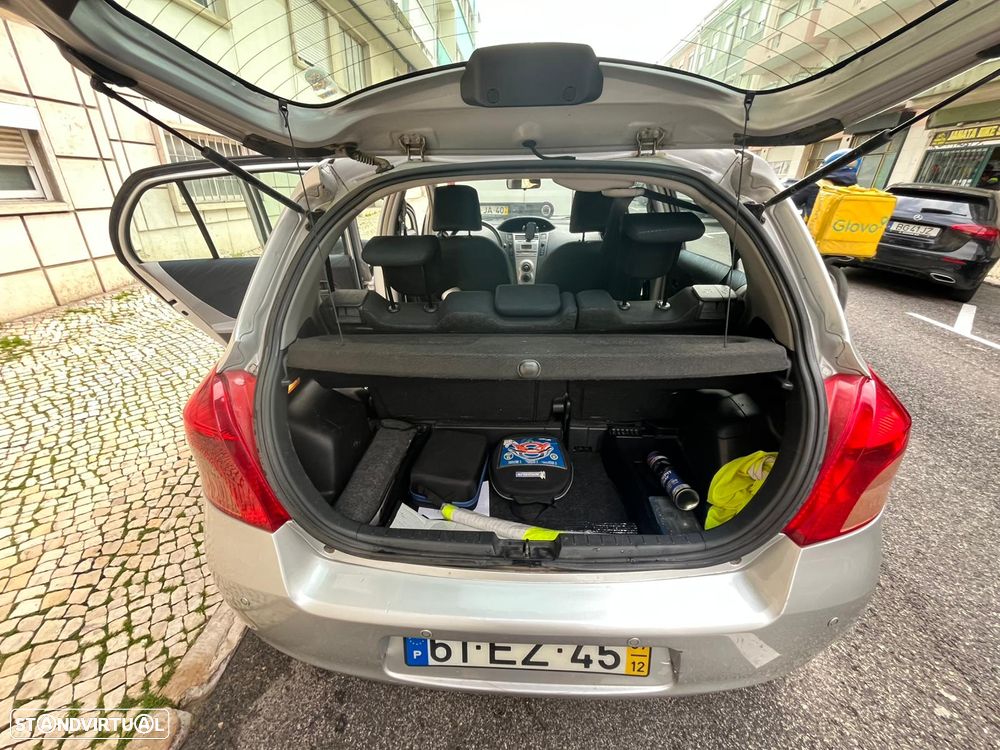 Toyota Yaris 1.0 VVT-i - 22