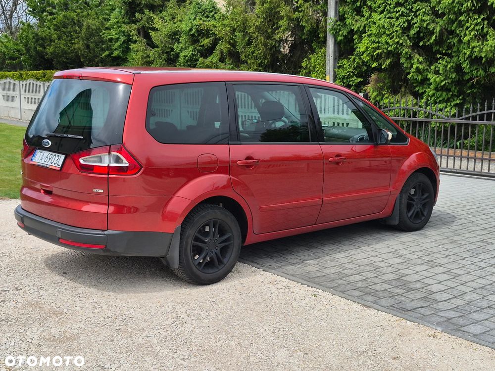 Ford Galaxy - 4