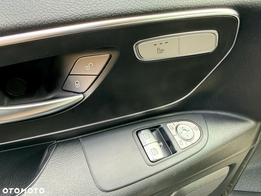 Mercedes-Benz Vito - 22