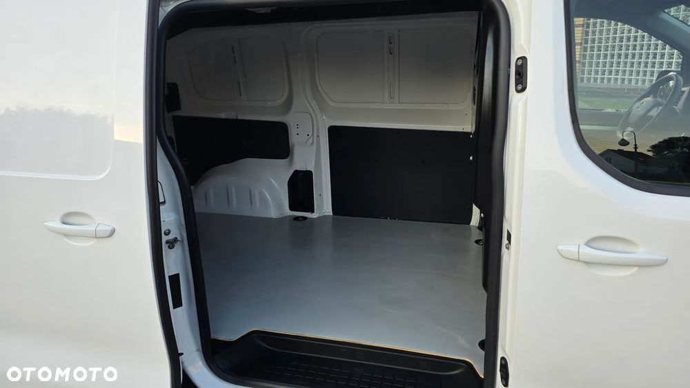 Opel Vivaro - 25