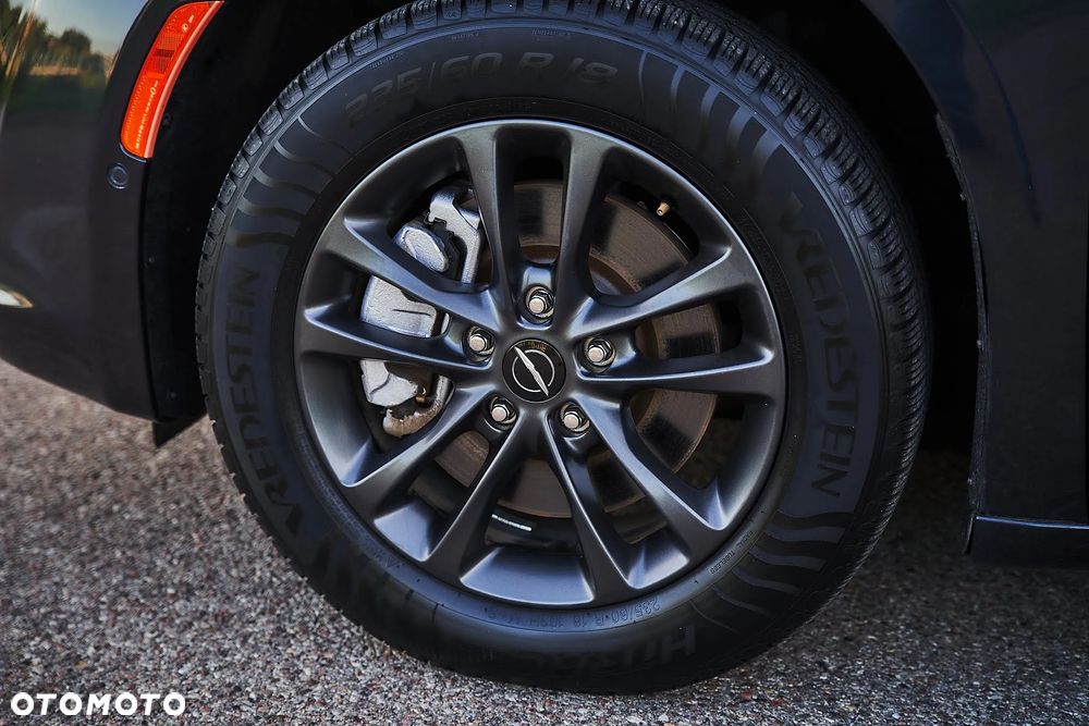 Chrysler Pacifica - 18