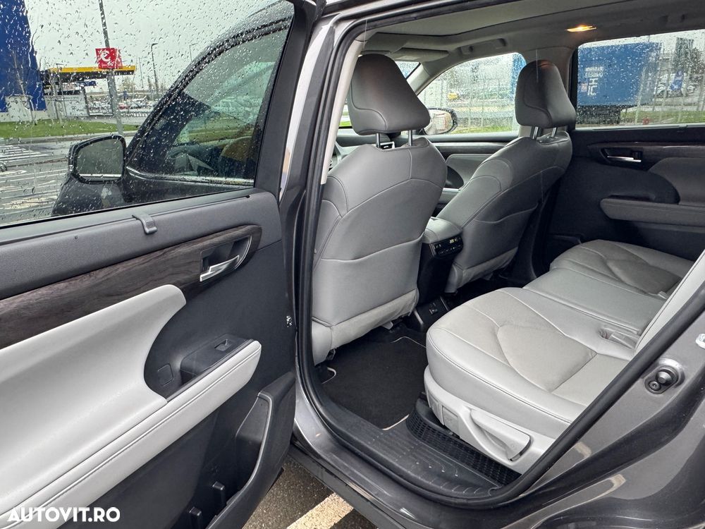 Toyota Highlander 2.5 L Hybrid Dynamic Force 248CP Luxury Pearly - 21